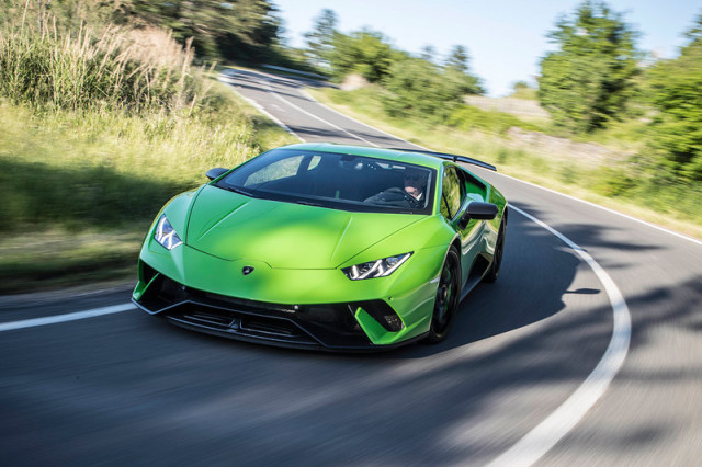 日后再无顶级超跑 兰博基尼大牛也要走入电动车时代_汽车产经网