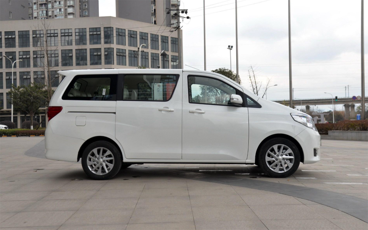 北汽也推出国产版埃尔法13万起售