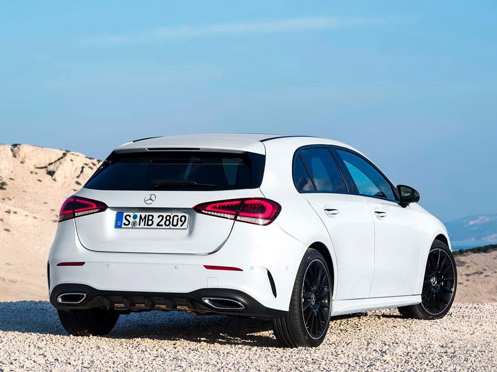 定义20万级豪华小型车 全新奔驰a级超越同级