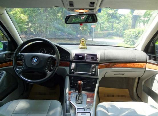 容颜易老情怀不老宝马e39经典老车