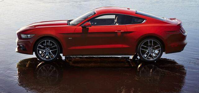 论装逼泡妞神器就服这车----福特野马