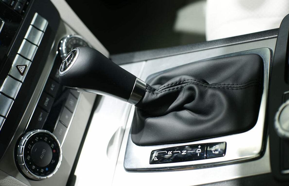 自动挡能不能空挡滑行老司机来告诉你答案