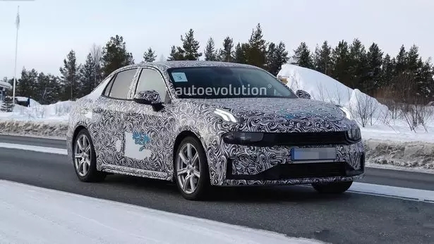 小号保时捷三缸180马力领克03谍照曝光