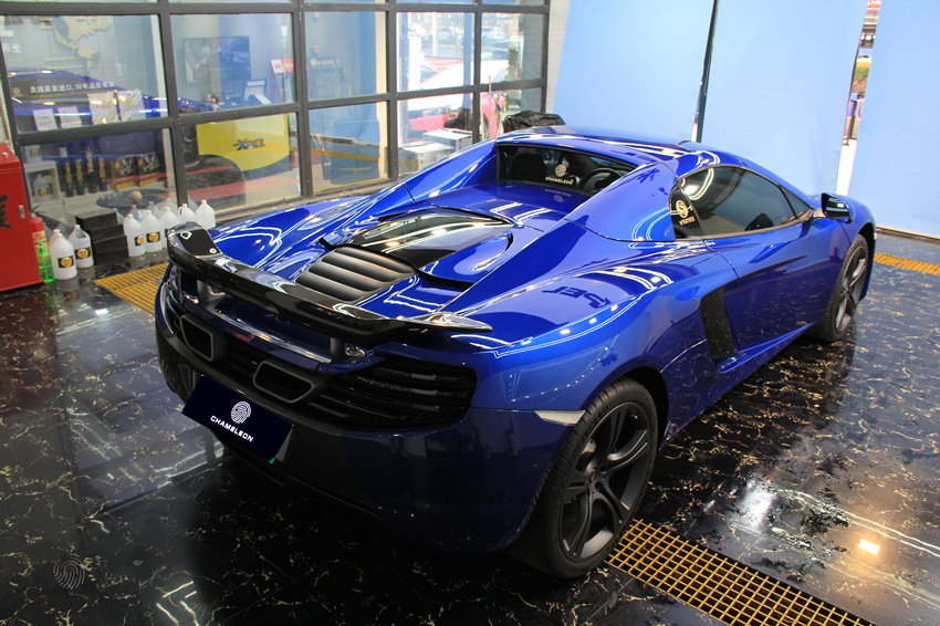 【迈凯轮装贴xpel隐形车衣-靓丽感十足!】