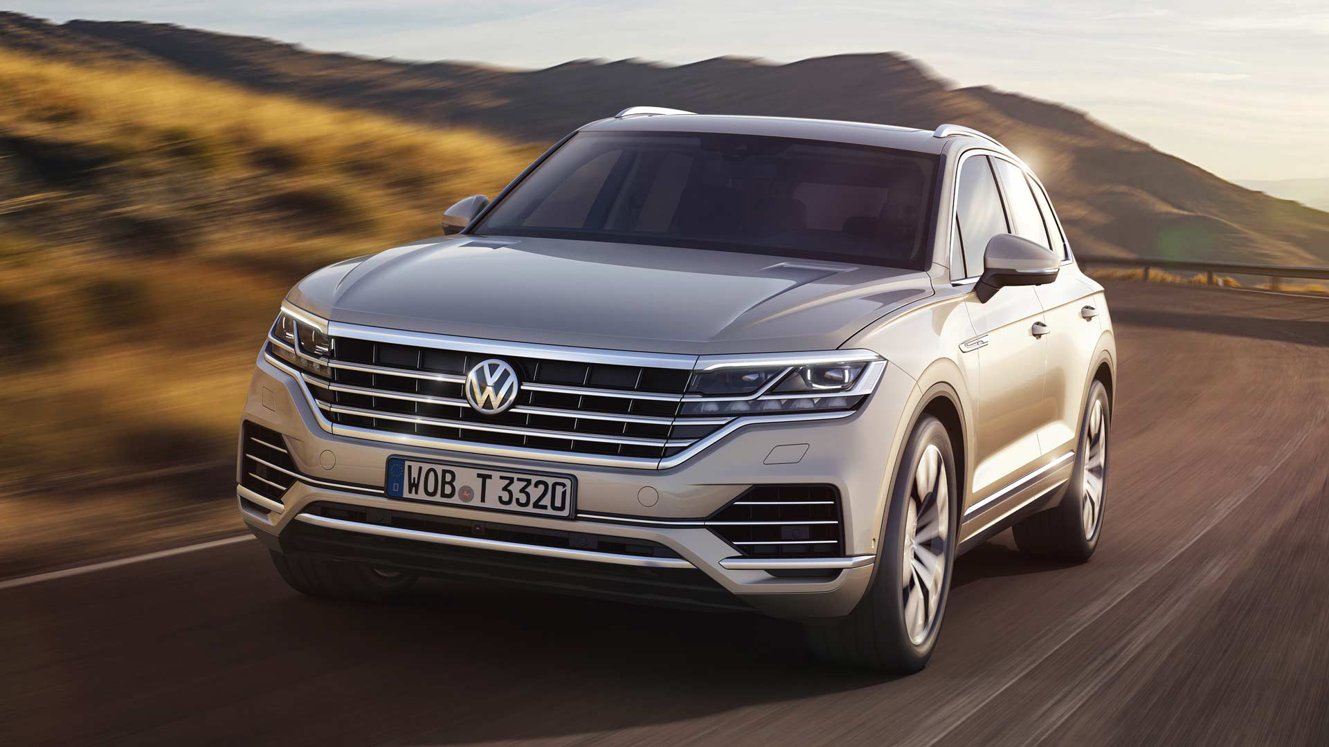 第三代途锐是建立在mlb平台上,该平台也是途锐同款车系的基础平台.