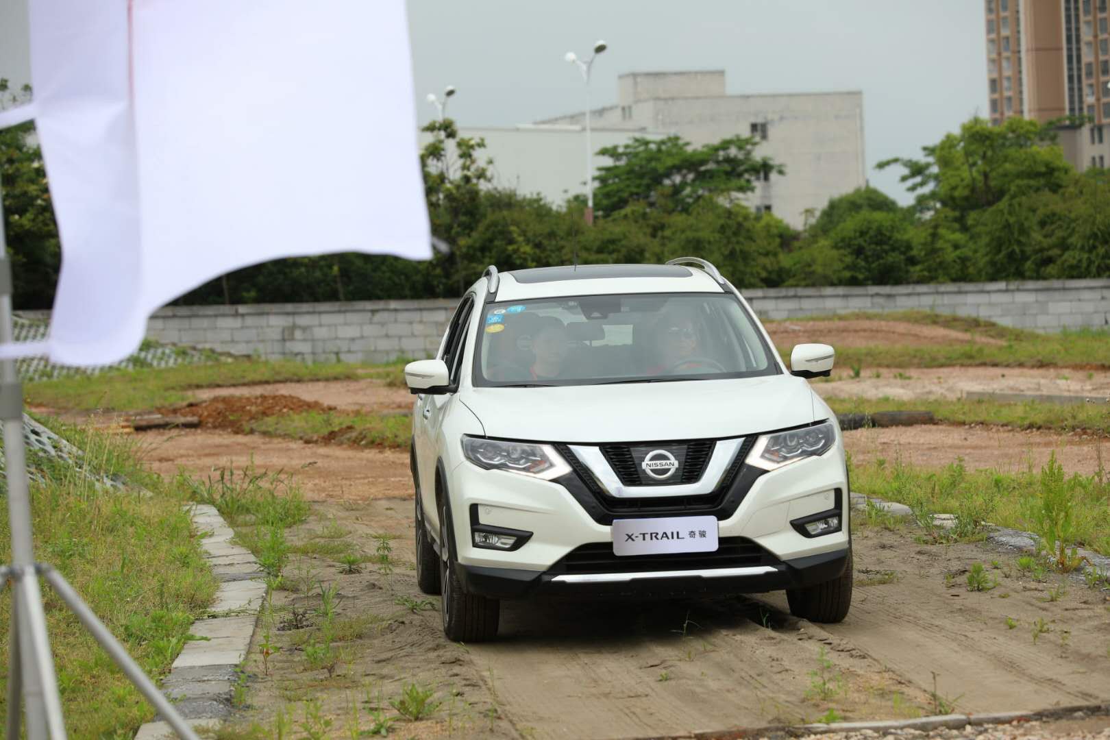 全境越野suvterra途达武汉上市售价1698万元