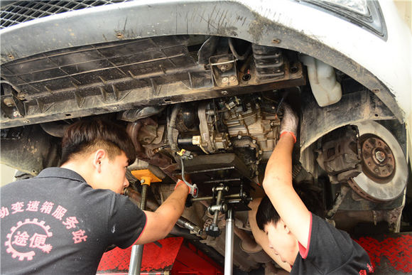 干式双离合菲翔变速箱常见打滑现象究竟问题出现在哪呢