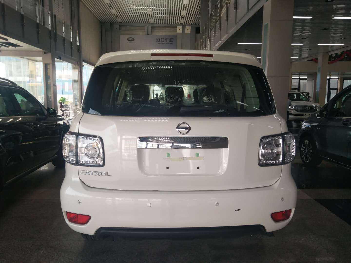 【新款尼桑途乐y62风头稳压丰田酷路泽】天津福吉百业_进口车市