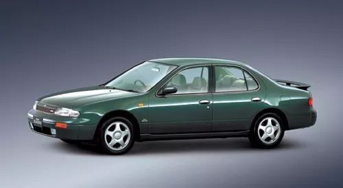 第二代maxima是第七代车型的衍生