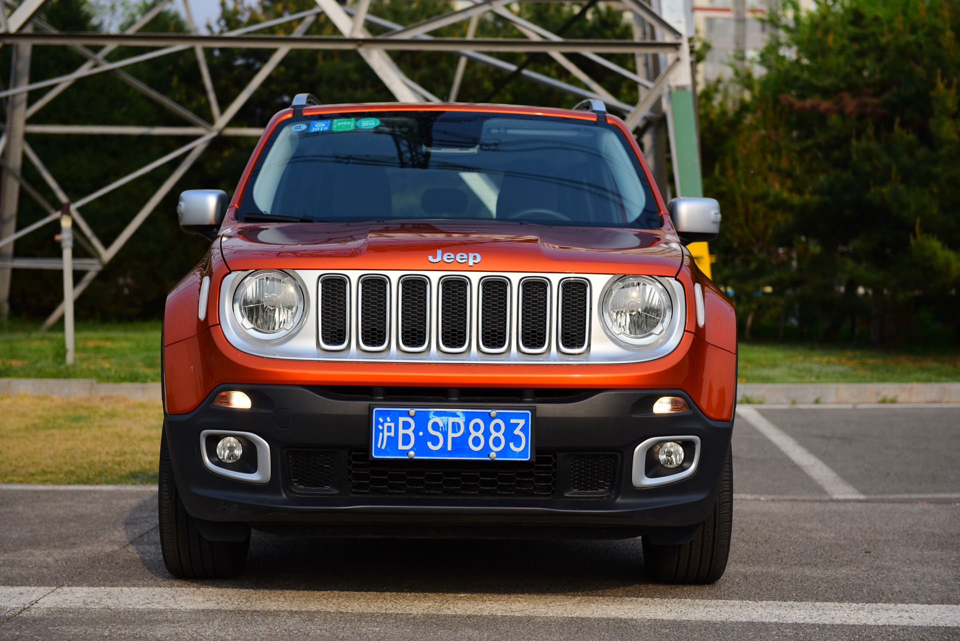 一款颇具玩味的小车 试驾jeep自由侠2.0l