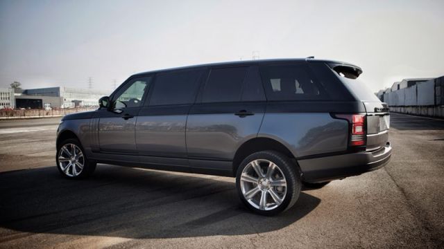 智汇舒车房车俱乐部显男人本色路虎揽胜加长版皇家一号