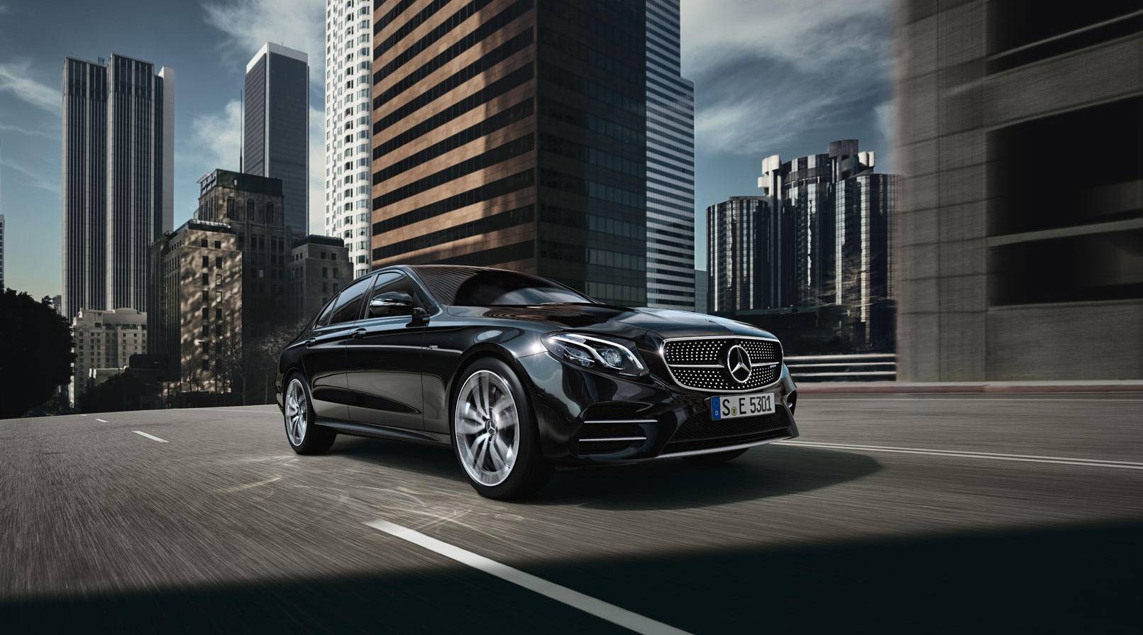 油门到底# 如果你觉得普通的梅赛德斯-奔驰e级车不够火爆,那么