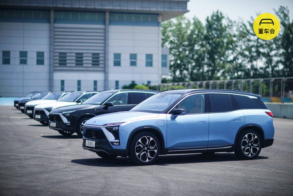 蔚来es8 赛道试驾:直道王,弯道慌,坏路强