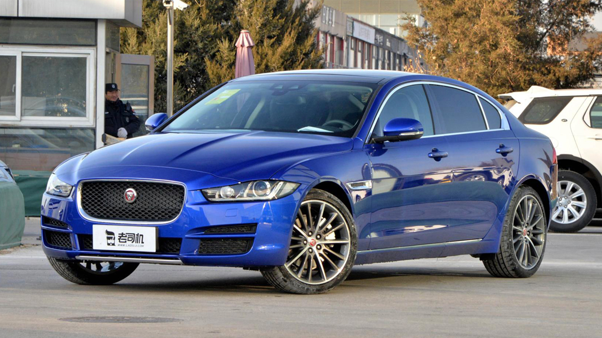 英伦范儿捷豹xel商务运动两不误