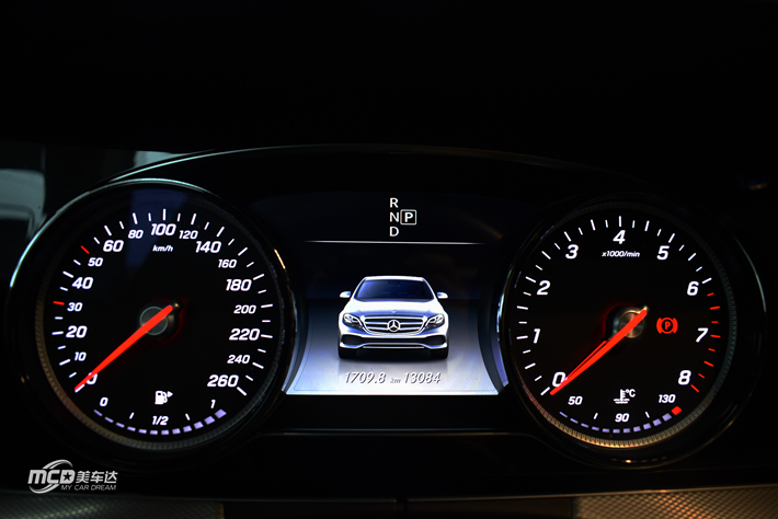 奔驰e200l更换原厂全液晶仪表