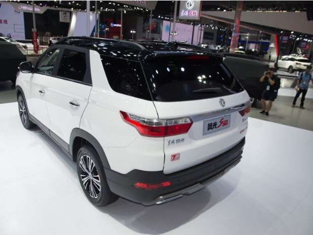 外观内饰配置升级 7座suv东风风光s560 1.5t车型亮