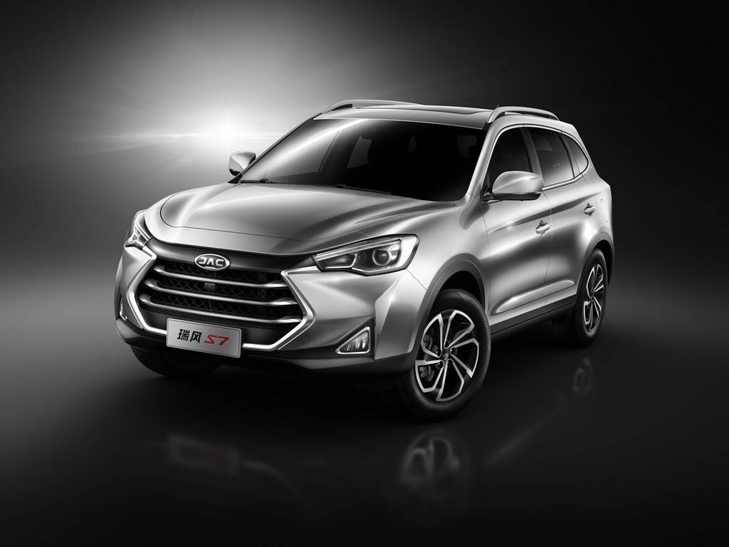江淮汽车新款瑞风s7
