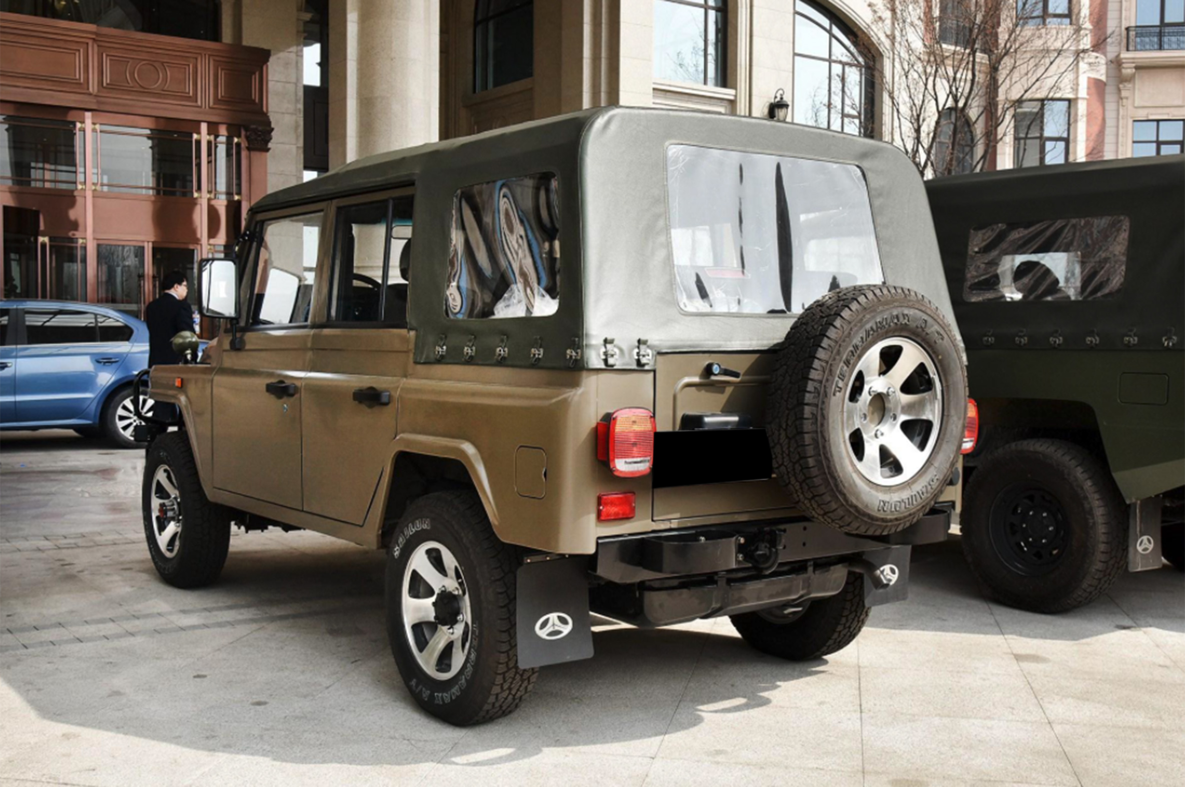 新增28t柴油版换装勇士内饰2018款北汽bj212