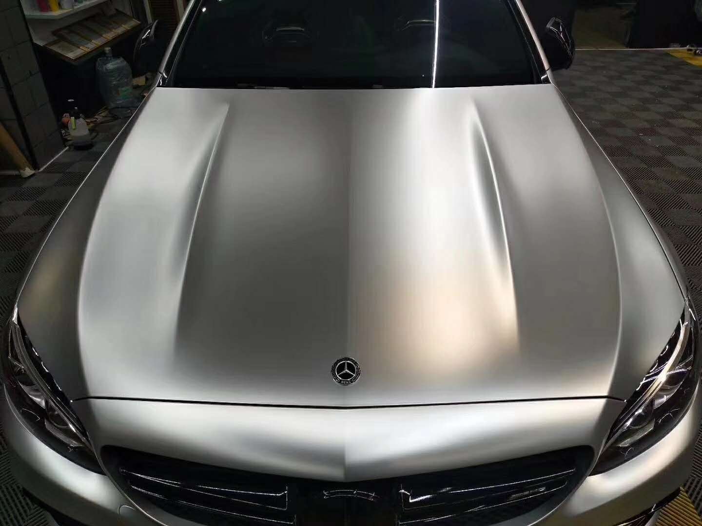 奔驰车身改色电光金属银,膜呗给您不一
