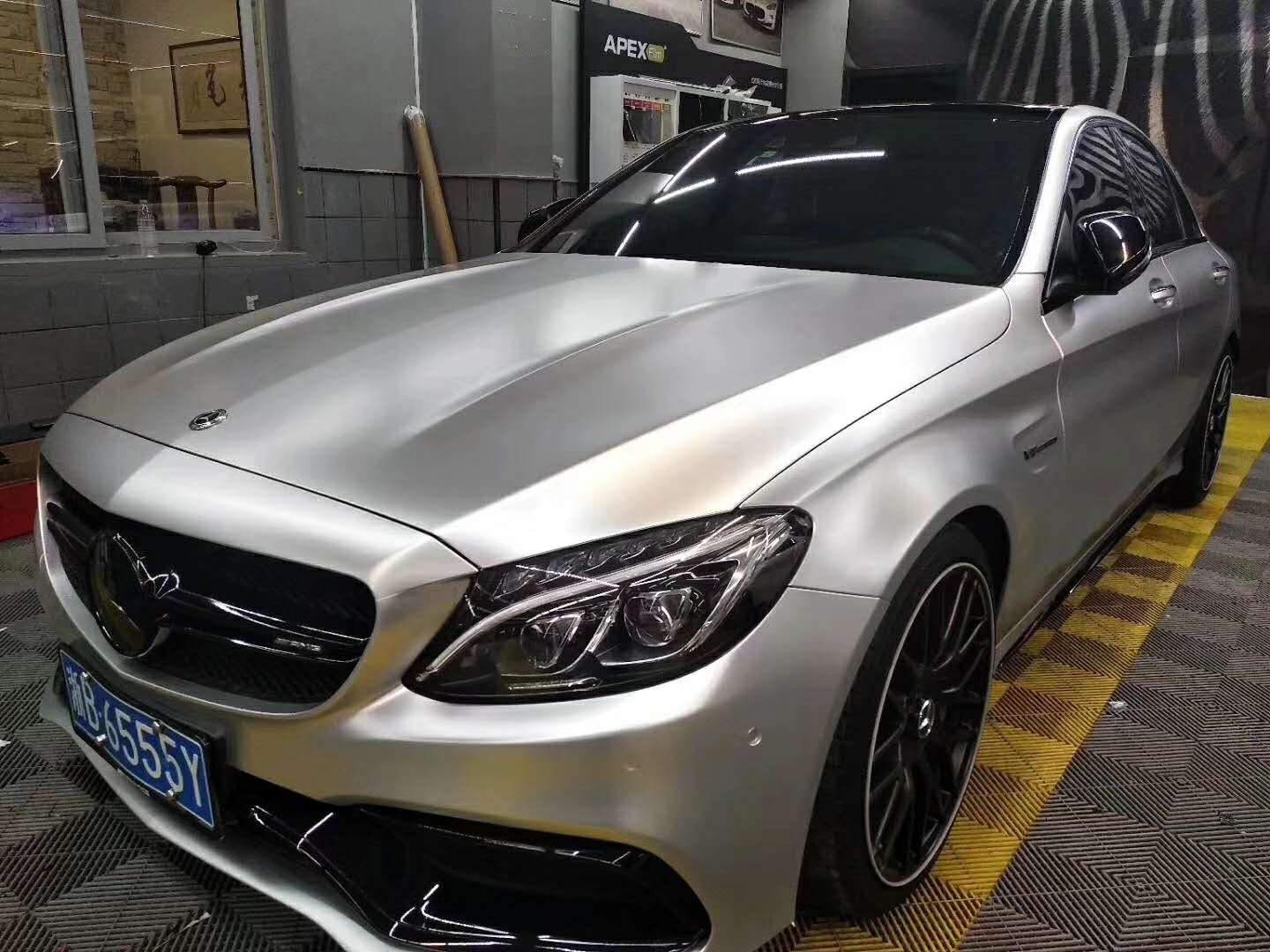 奔驰车身改色电光金属银,膜呗给您不一