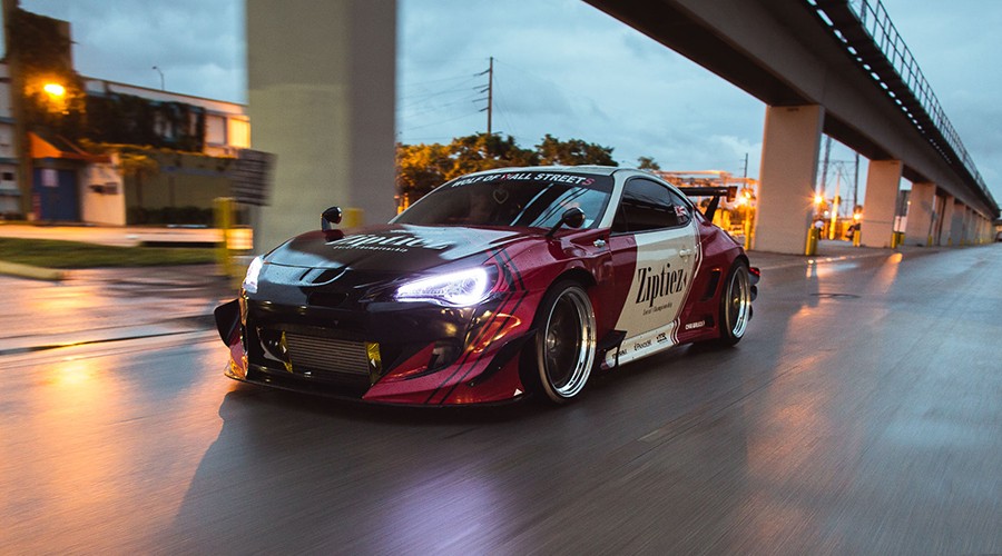 逐梦疾行他把爱车改成了极品飞车的样子