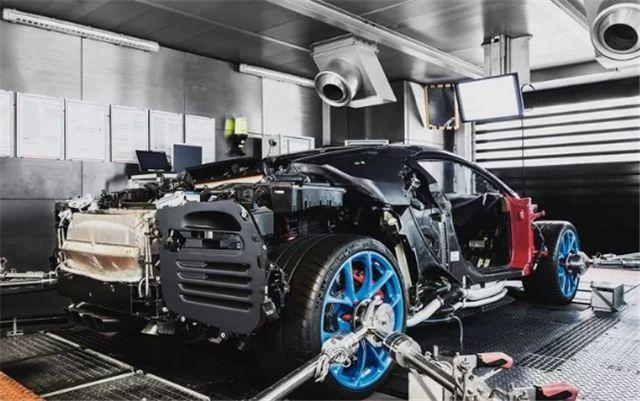 布加迪为啥能卖2000万看完它的生产过程就明白了