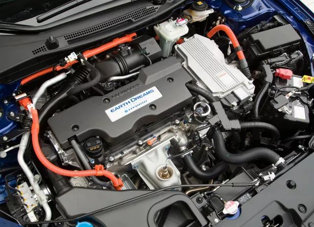 当这些b级车加上混动,省下的油钱足以让你做梦都笑醒!