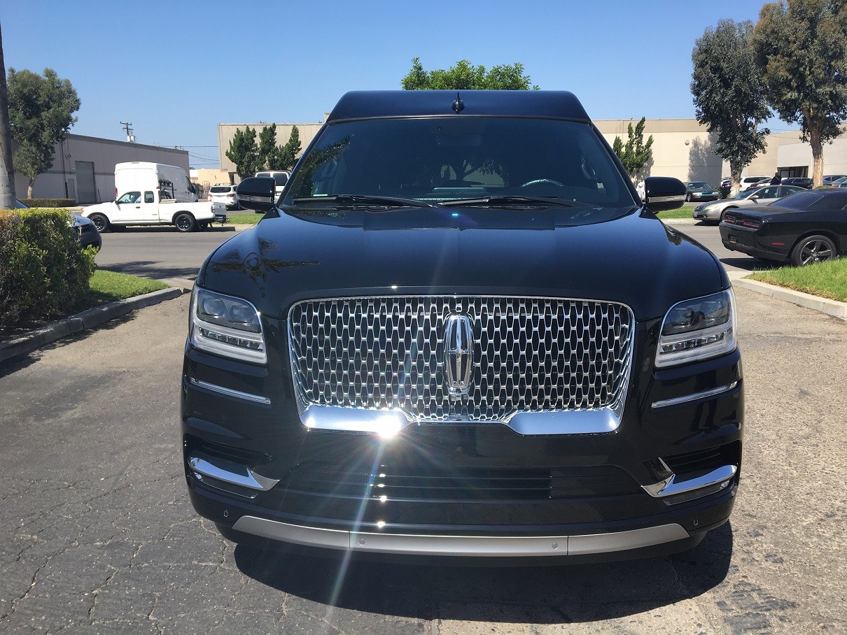 19款林肯领航员霸气来袭 震撼人心_易车