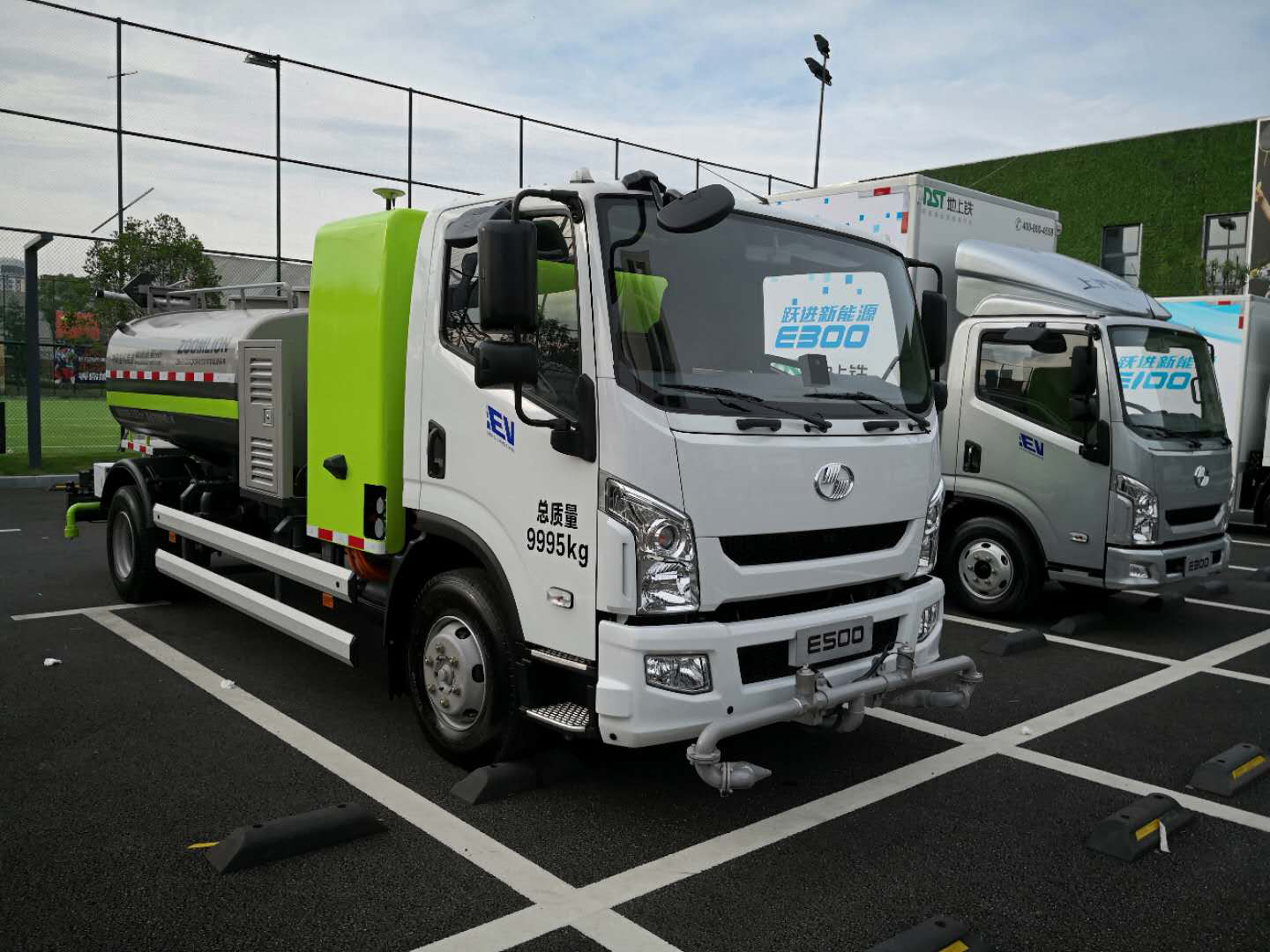 又一款新能源城市清洁车诞生