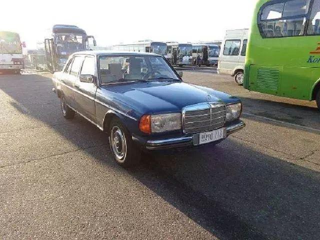 朝鲜人都开什么车实拍平壤街头的那些破车与豪车