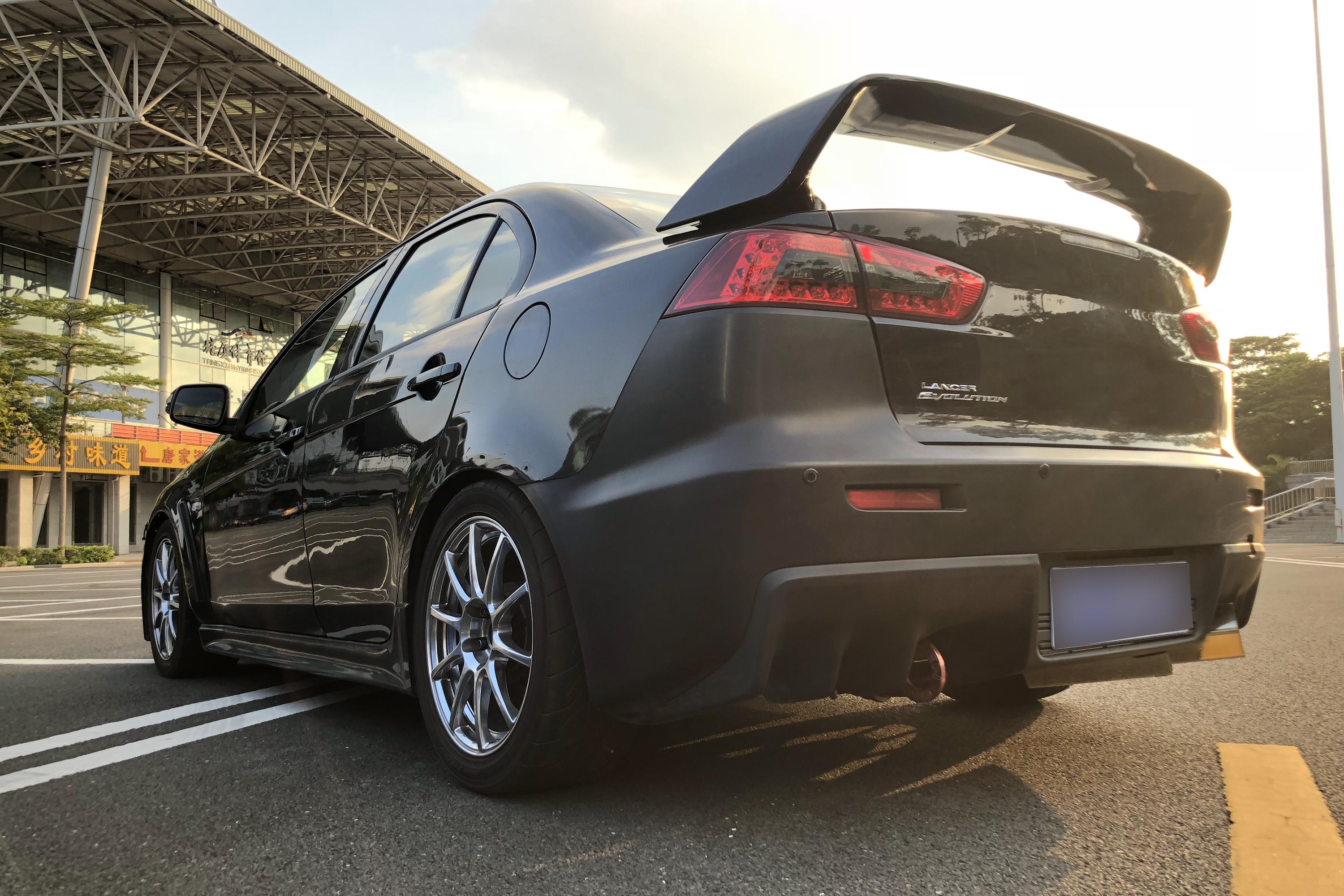 耗时22天将翼神爆改成evo,看到圆形油箱盖你害怕了吗?