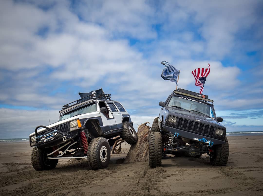 北京吉普213一代中国人的回忆