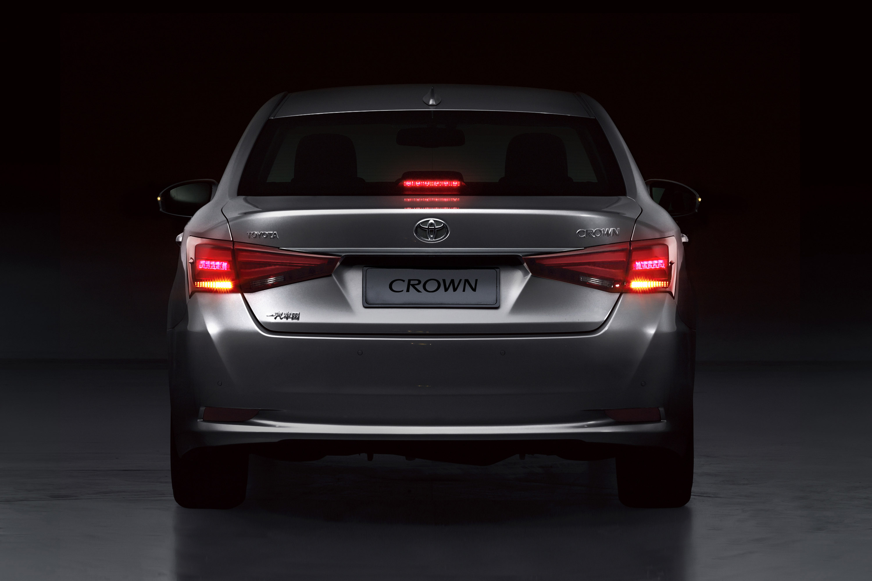 趁还有点名气就退场吧 或许还能再见(皇冠国内简史下篇)