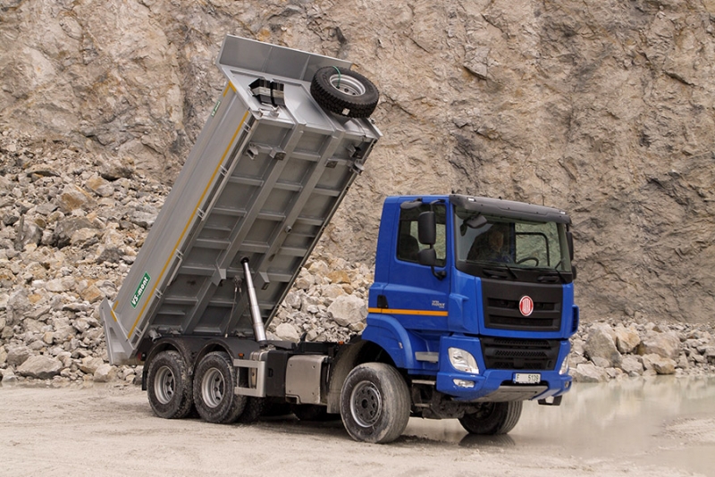 小改款 太拖拉推出新款凤凰欧Ⅵc卡车