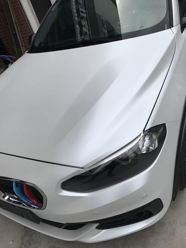 宝马2系电光金属白外观换色经典案例 质感无敌