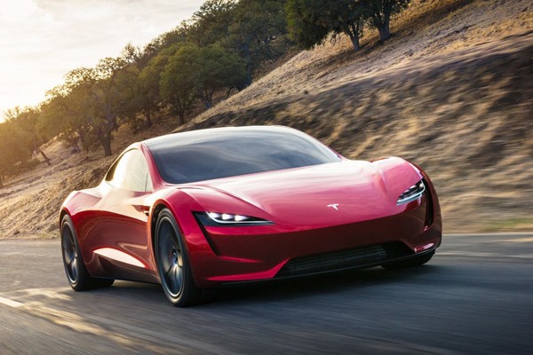 不充电也能跑!增程式电动汽车能火吗?