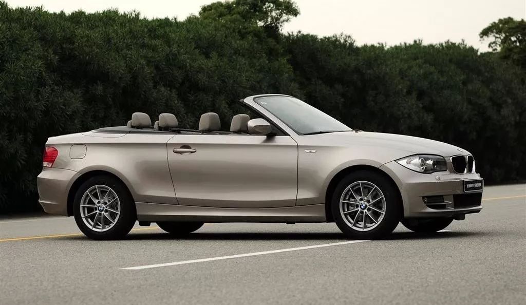 2011款 宝马120i敞篷