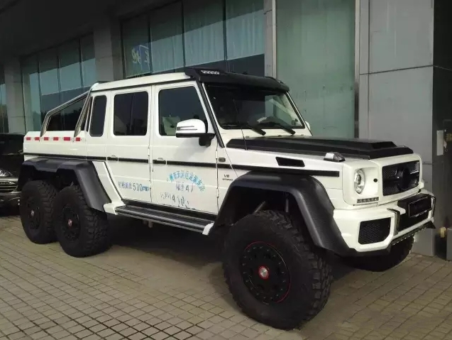 梅賽德斯奔馳g5004x4不背小書包的大g你喜歡嗎