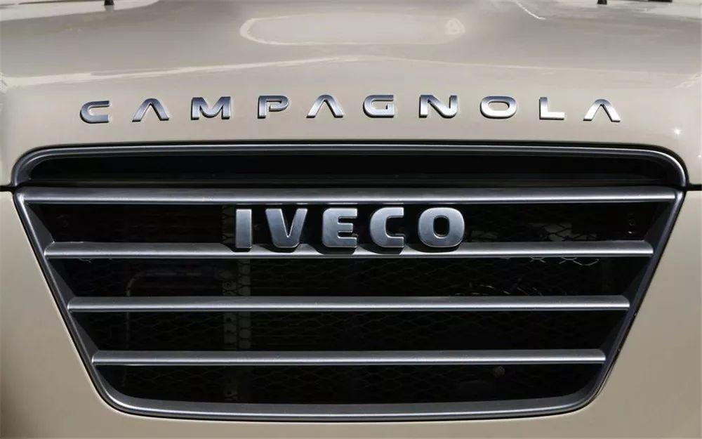 意大利人玩越野不逊于超跑