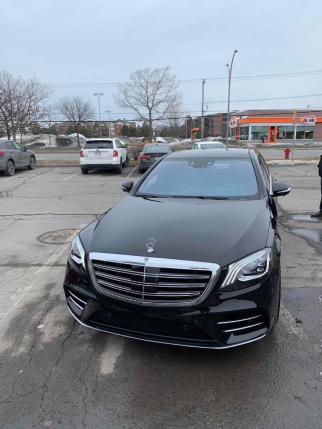 加拿大版奔驰s560l四座版中规你买不到的版本