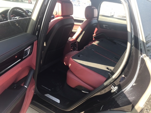 19款保时捷卡宴s 2.9t 天津港现车最新行情报价