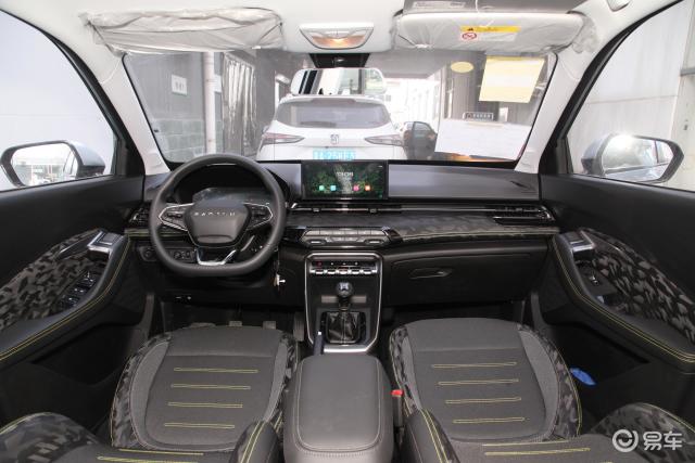 新宝骏rs-3内饰_轴距_雷达