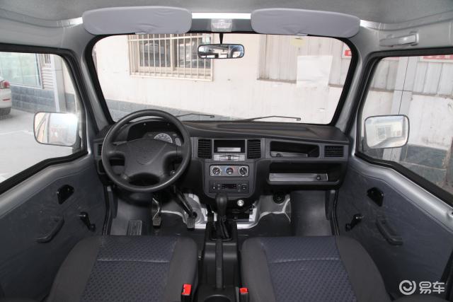 五菱之光内饰_空间_动力