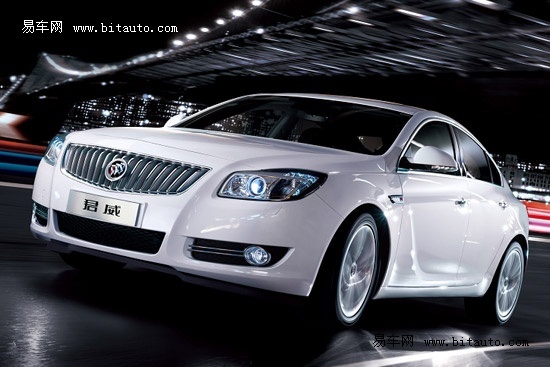 2010款君威君越增配上市 售20.39-32.29万