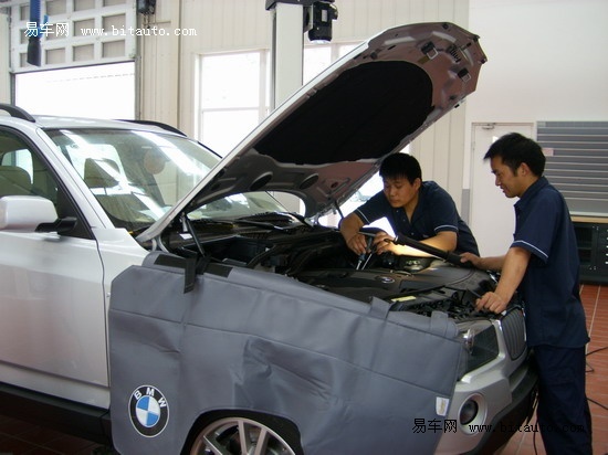 【维修车间】在这里无时无刻不感受到宜昌宝马4s店所带来的细致入微的
