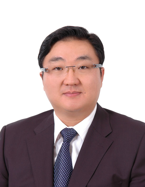 张海亮 贾鸣镝分别就任上海大众新要职