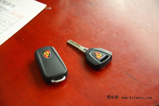 荣威350长期测试项目启动 提车作业