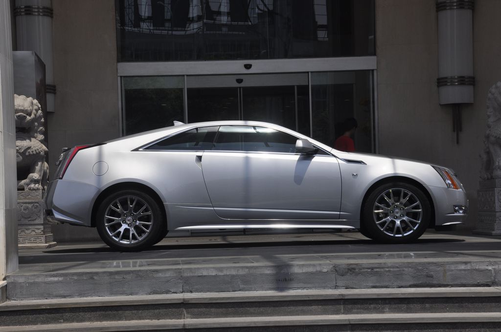 "隐形轰炸机"凯迪拉克ctscoupe温州实拍