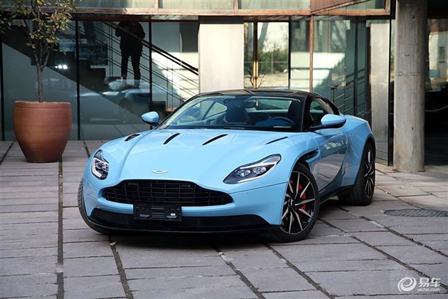 阿斯顿·马丁新款db11 v12上市 售298.90万元