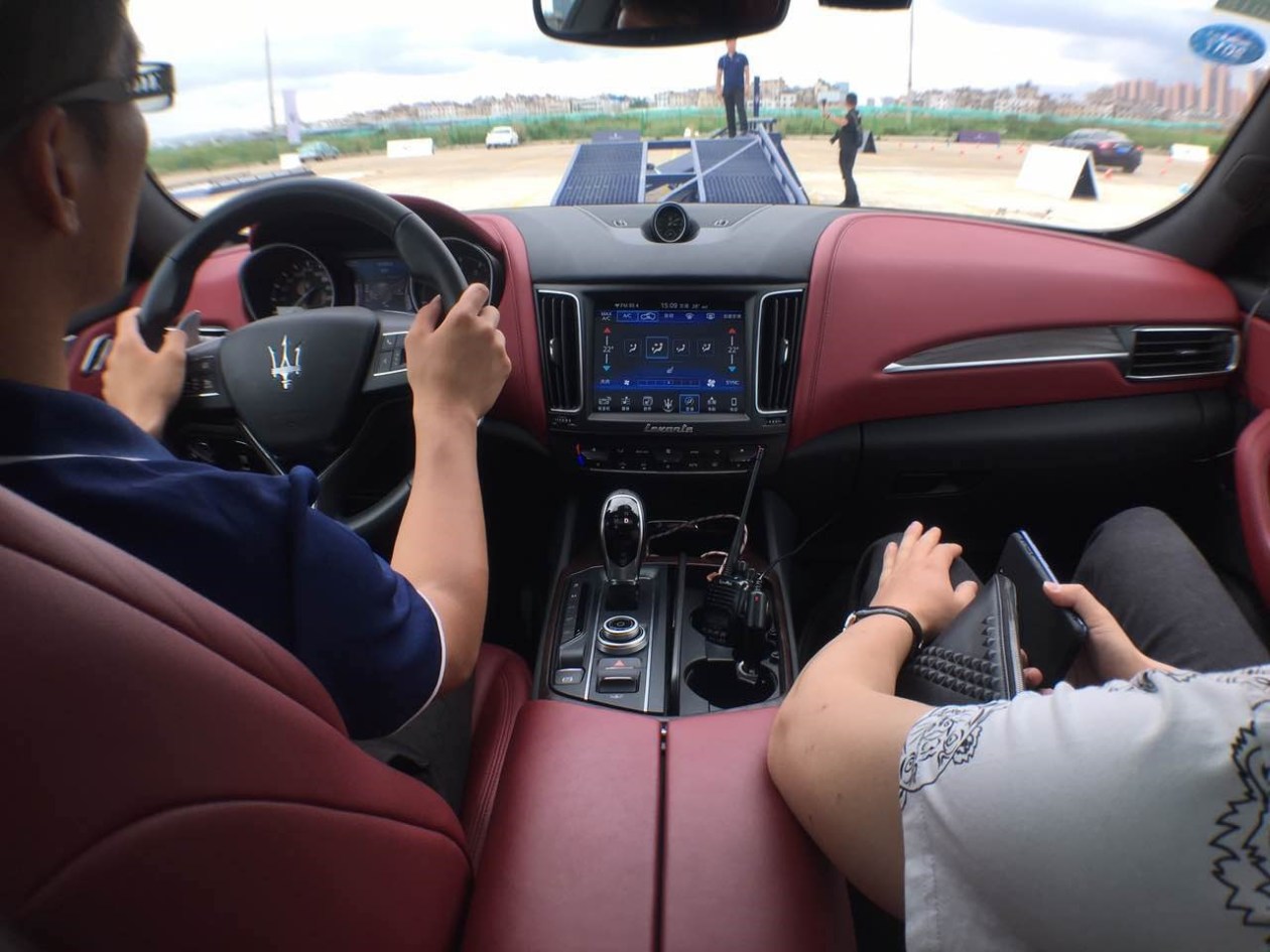 驭速大师·2017玛莎拉蒂全国驾驶体验营(昆明站)一触即发